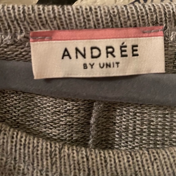 Andree by unit Plus Size Womens gray top size 2X pre-owned - Picture 2 of 11